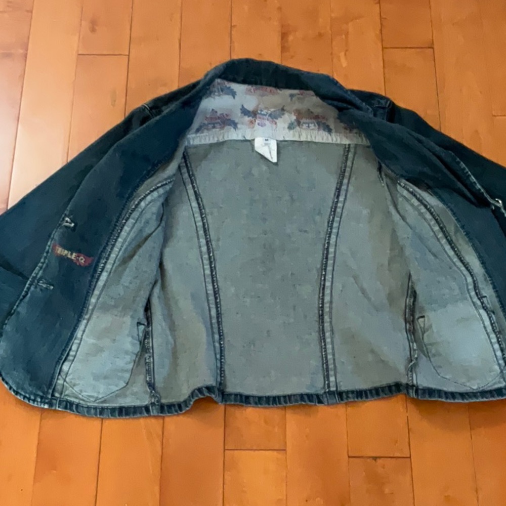 Coat - Picture 4 of 5